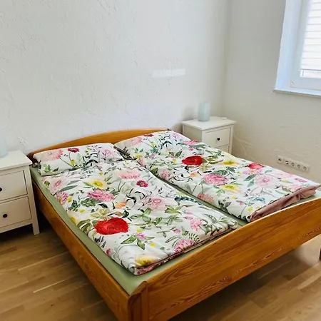 Apartment Schoene Barrierefreie Bis Zu 4 Personen *