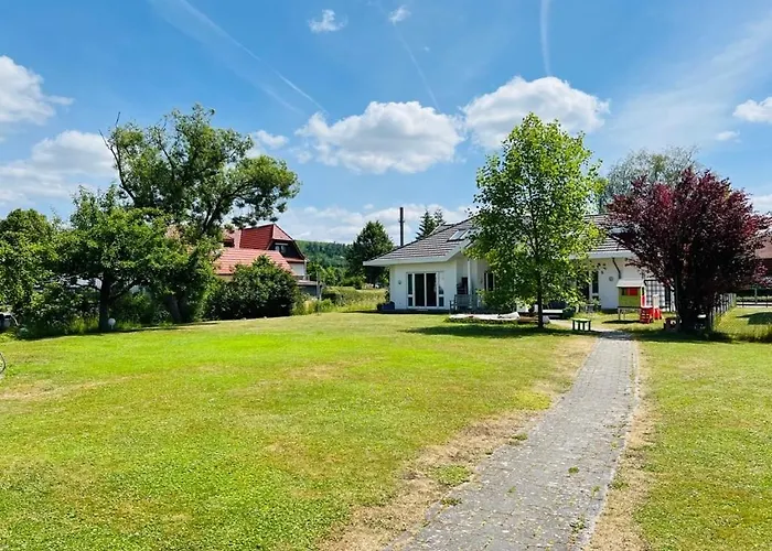 Schoene Barrierefreie Bis Zu 4 Personen Apartment Leinefelde-Worbis